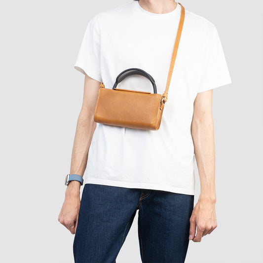 Leather Case for AirPods Max - The Minimalist 3.0 (Camel) - Smart Gadgets